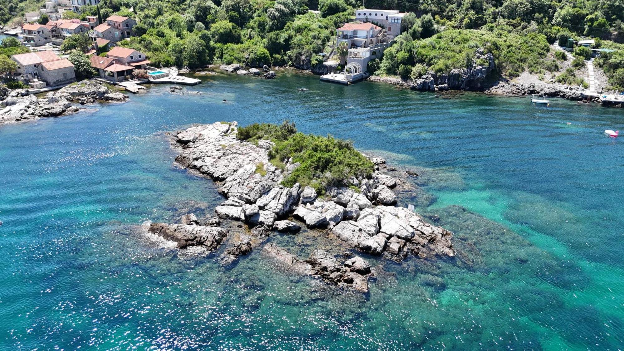 Apartments Kovinic Tivat Exterior foto