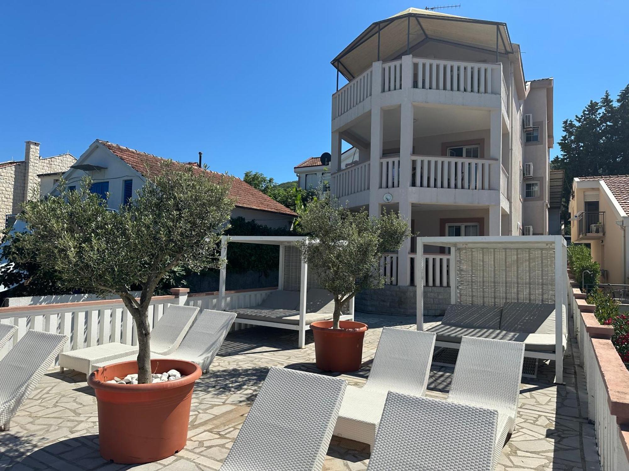 Apartments Kovinic Tivat Exterior foto